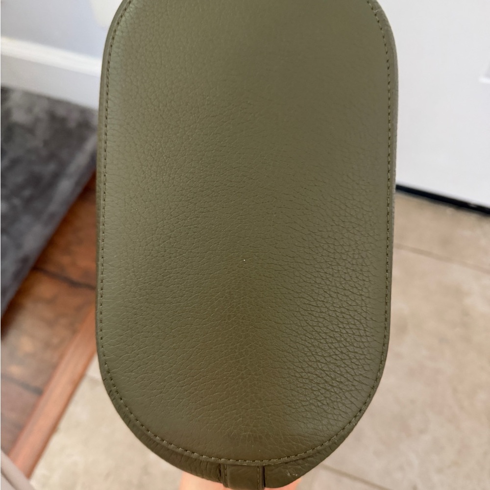 Kate Spade Julia Med Bucket bag - Picture 8 of 13